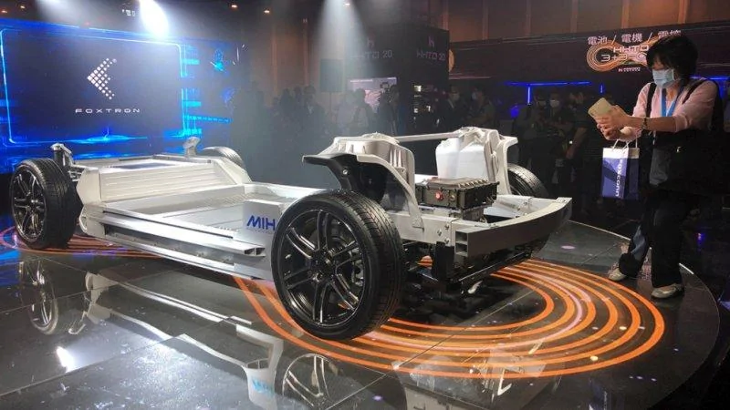 Tesla Model 2 Foxconn unveils electric car chassis EV Platform