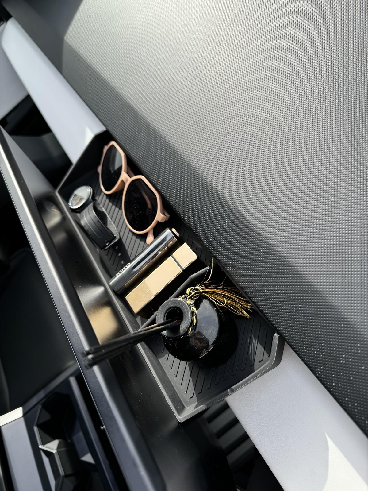 2027 Ram Dakota Pickup [Elecfresh] Promotion For Dashboard Tray Image13