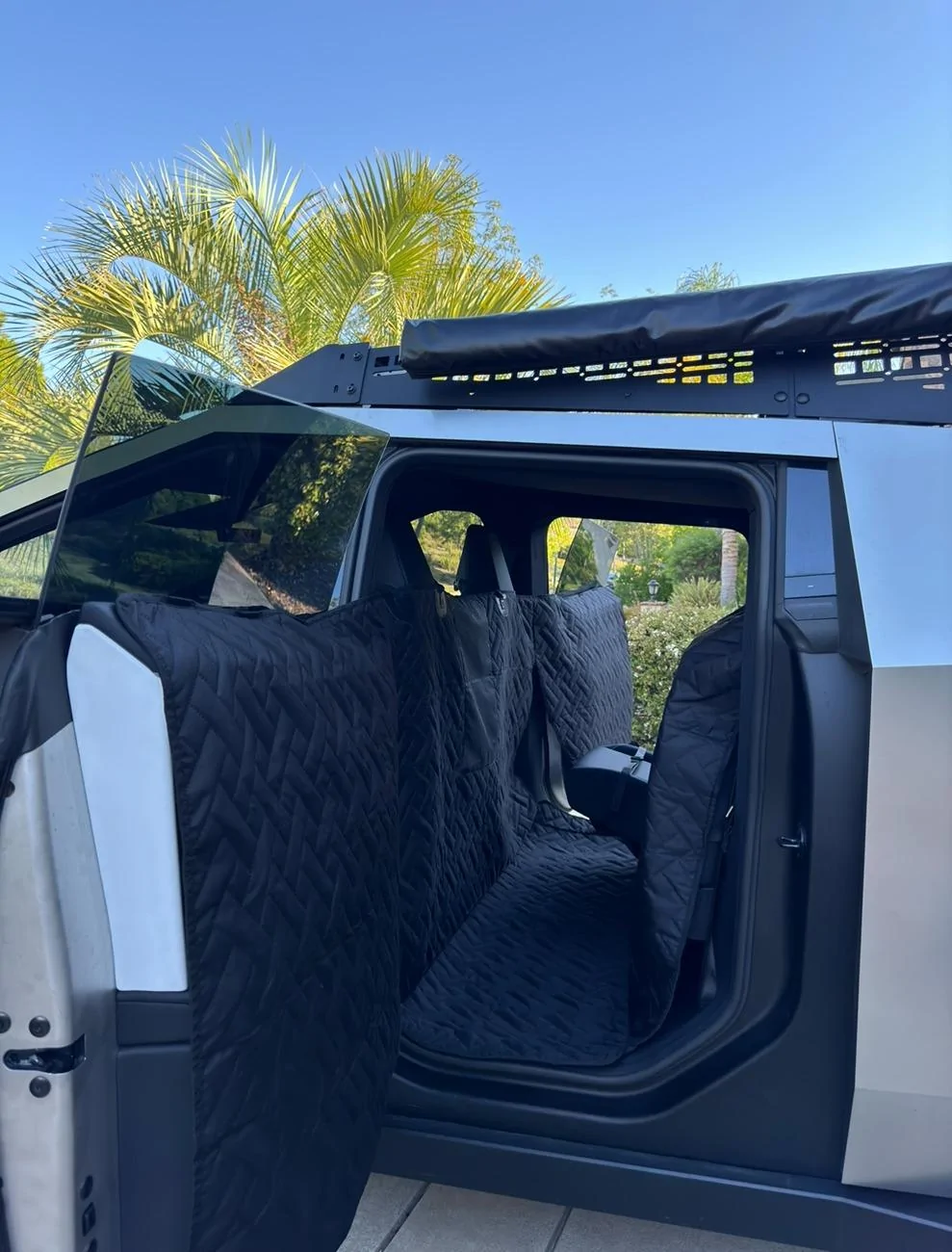 2027 Ram Dakota Pickup UranusWander (Previously MarsAccs) Pet Cover v0.2.0 Updates IMG_6475