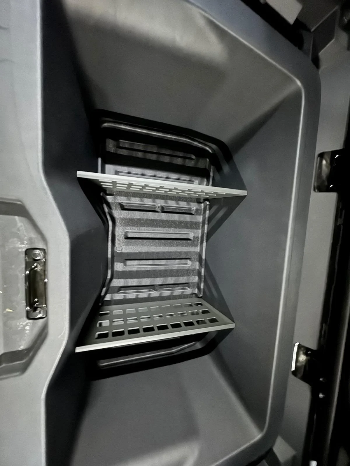 2027 Ram Dakota Pickup ELECFRESH | Bed Mat & Frunk Mat & Under-Bed Storage Mat IMG_8014