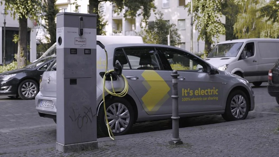 Tesla Model 2 Volkswagen electric cars: what you need to know we_share_050