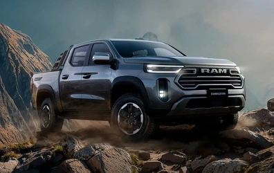 RAM DAKOTA Pickup Revealed!